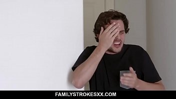 Preview 1 of Mom And Sun Masti - Curvy stepmom gets cum filled mouth