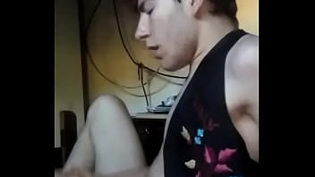 Preview 3 of Vec Ina - Pendejo colorado se masturba