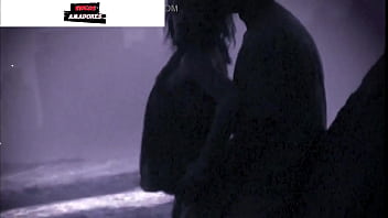 Preview 3 of Skyla Noveah - Fim de tarde na praia sempre tem um casal trepando