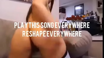 Preview 4 of Bath Cutexnx - Sexiest Latina thot dance ever with the sluttiest music