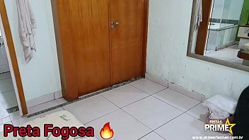 Preview 1 of Www Video Xxx Perawan Com - Novinha Liga pra Amante no Hotel , Enquanto marido Espera em casa Completo no Red