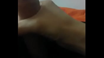 Preview 4 of Handjob And Prostate Massage - Tan peque&ntilde_o y tan grande