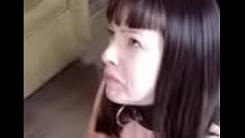Preview 3 of Dandole Por Donde Quiere - Molly drinks pee