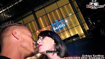 Preview 2 of Gril Moth Oil - Deutsche Studentin macht Sextreffen in Berlin auf der Stra&szlig_e