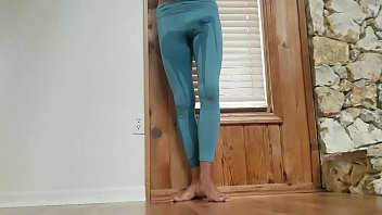 Preview 2 of Video Xxx Por Hd - Yoga pee