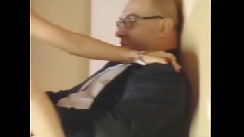 Preview 2 of Hindi Sex Miss - Roberto Malone - terno,  gravata e muito sexo