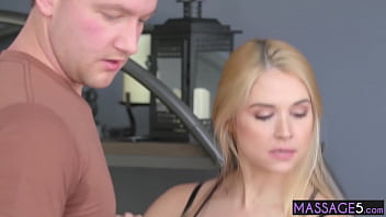 Preview 2 of Riyal Mom Fack Son - Pretty MILF sucks a huge penis after guy seen her boobs