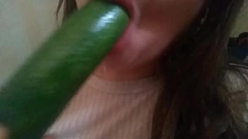 Preview 2 of Avca Adams - Lilyrabbit come pepino