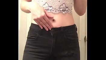 Preview 4 of Sexhb Voides - Je me chauffe devant ma cam ! Mon snap : april naughty