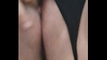 Preview 1 of Uncensored Japanese - Masturb&aacute_ndose Muy Rico Babeada