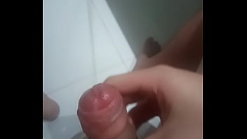 Preview 2 of Penes Negras Botando Leche - Acordando com tes&atilde_o