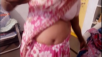 Preview 3 of Organtal Hd Bus Japanis Xxx - Desi Bhabhi saree wearing after bath