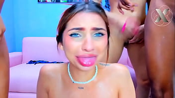 Preview 2 of Man Crempie Eating - lesbians cum on their faces with a big squirt on their faces