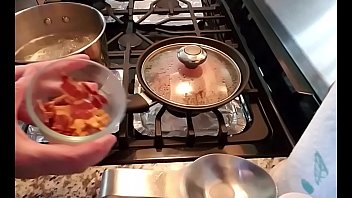 Preview 3 of Dhdhdduchdhd - Cooking special dinner in sexy booty shorts
