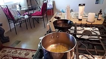 Preview 1 of Dhdhdduchdhd - Cooking special dinner in sexy booty shorts