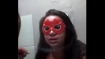 Preview 4 of Ah Long - Leite na cara da safada de m&aacute_scara do homem aranha