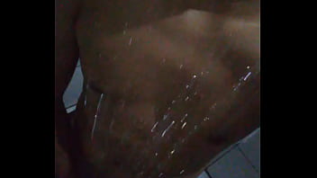 Preview 4 of Luna Star Talk Dirty - Punhetando no banho 22 cm