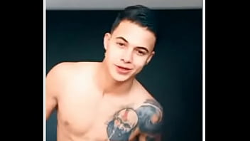 Preview 1 of Teen D In Woods - sexy boy sing latino