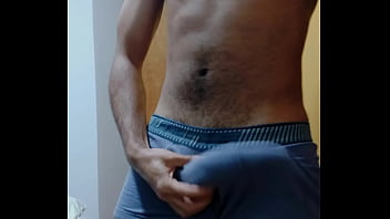 Preview 1 of Cumming Load - Brasileiro novinho se exibindo e mostrando o pau grosso