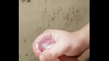 Preview 4 of Shiny Bikini Masturbation - S&oacute_ a gozada  no final do banho sjc