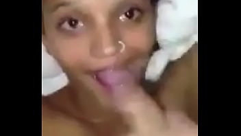Preview 2 of Young Son Old Momsex - Bebendo t&ocirc_ leite
