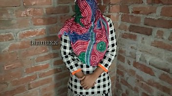 Preview 1 of Porn Lo Rafte Irani Tabii Com - Beautiful lonely friend fuck with teacher class room sexy indian