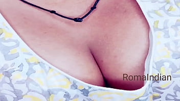 Preview 2 of Abg Mrmek Camgrog - Hot desi show cleavage to stepbrothers