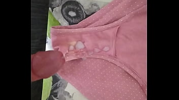 Preview 4 of Juliana Ann Videos - Corrida en bragas de mi mujer 104