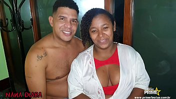 Preview 1 of Lisa Ann Ve Ava Lauren - Na Quarentena cheia de Tes&atilde_o n&atilde_o resisti e Fui foder com Leo Ogro !