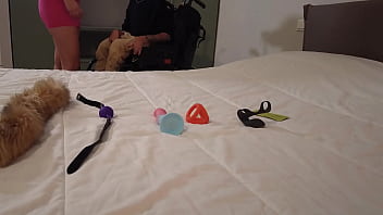 Preview 2 of Xxx Com Fat Girl - Francesca prende LEZIONI di SOTTOMISSIONE DAL coach DISABILE - preview - il video completo su SHEER
