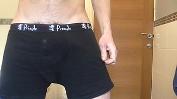 Preview 1 of Cabina Cam - Huge cock,  huge muscles and huge cumshots part 1