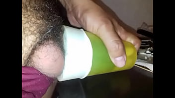 Preview 2 of Urine Sexs - Como no encontre puta hoy me doy placer con mi vagina hecha en cass . Uff q rico me corri.