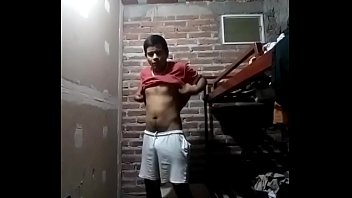 Preview 1 of Manki And Man Xxx - Aburrido en cuarentena