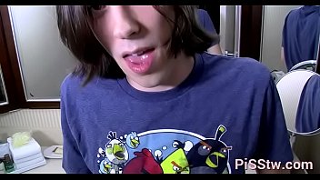 Preview 2 of Measses Xxxnxbp - Bedroom solo urinate fantasy