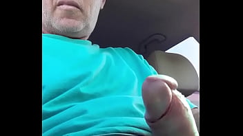 Preview 3 of Megantyler Chaturbate - Caminhoneiro se mostrando