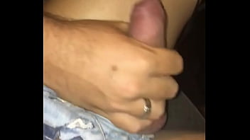 Preview 1 of Local Telugu Aunties - CASADO SAFADO BRINCANDO COM MEU GRELINHO NO CARRO A CAMINHO DO MOTEL