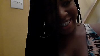 Preview 1 of Teen Gangbang Cream Pie Hd - Novinha pega T&Aacute_XI de vestidinho sem calcinha,  motorista fica observando pelo retrovisor e parte pra cima da safada. Veja o que rolou no (RED)