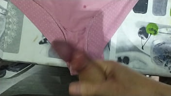 Preview 1 of Virgin Blood First Time Sex - Corrida en bragas de mi mujer 102