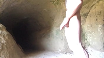 Preview 4 of Zagreb Porbo - nu dans une grotte de franksexe