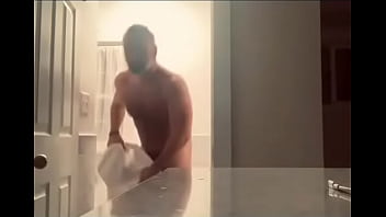 Preview 4 of Buss Touch Ass - Shower