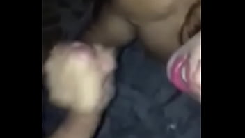 Preview 4 of Dog And Man Xvideos - Banho de leite na trans rabuda.