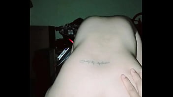 Preview 3 of 5girls Fuck One Oilly Dick - Pre&ntilde_andome el vecino,  dandole sentadillas sensuales,  exquisitas corridas dentro.
