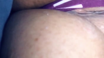 Preview 3 of Be Z Xxxxx - Ex Gf Yanna fingering while mom a.