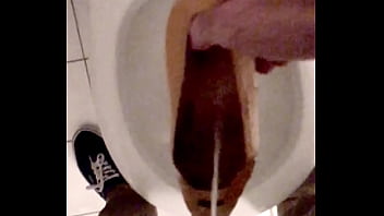 Preview 2 of Xxx Prankaa - pissing shoes in bath room
