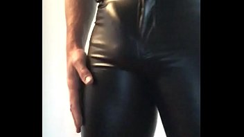 Preview 1 of Valintina Napi - Latex