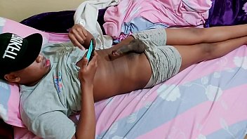 Preview 2 of Sweden Porn Smp Batam - Stepbrother Caught Masturbating In Quarantine Lockdown (2)