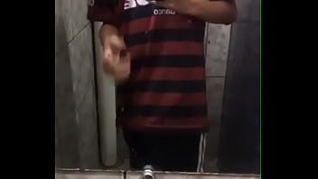 Preview 1 of Roxy Hatdcore - Novinho flamenguista