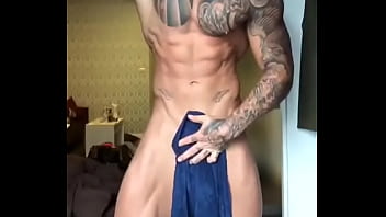 Preview 2 of Gina B Coule - Bodybuilder peladao