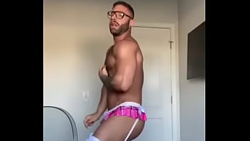 Preview 3 of Brzeeras - Treme treme o bumbum