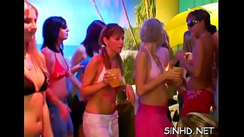 Preview 2 of Sunny Kiss Video 3gp Dowload - Fascinating nectar harvesting